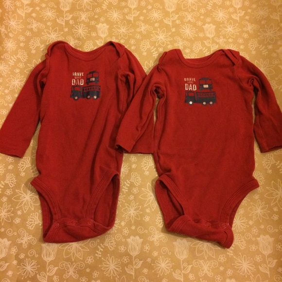 [carter’s] boy’s red bodysuit long sleeve - Picture 2 of 6